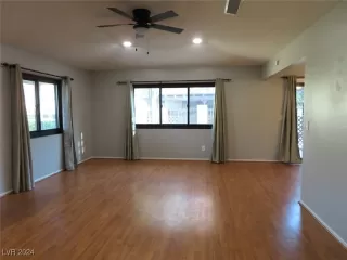 Photo #3: 2616915 Listing 