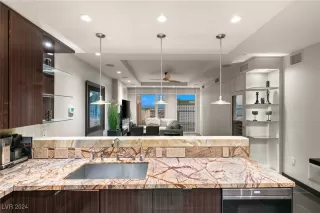 Photo #3: 2616922 Listing 