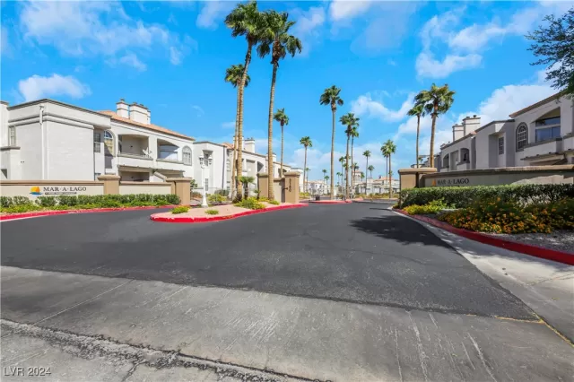 MLS: 2616955 Condo For Sale