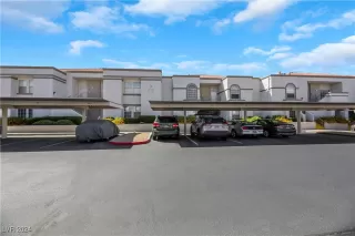 Photo #3: 2616955 Listing