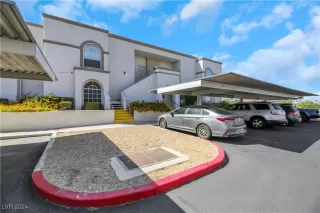 Photo #4: 2616955 Listing