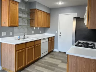 Photo #1: 2616971 Listing 