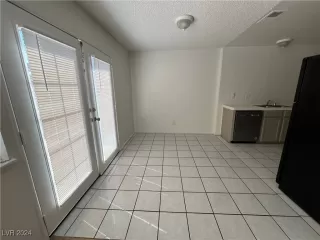 Photo #6: 2616991 Listing