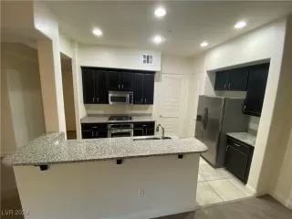 Photo #2: 2617009 Listing 