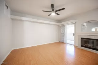 Photo #5: 2617054 Listing 