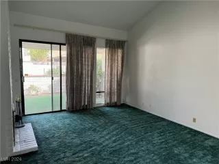 Photo #6: 2617140 Listing 