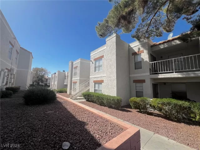 MLS: 2617166 Condo For Sale