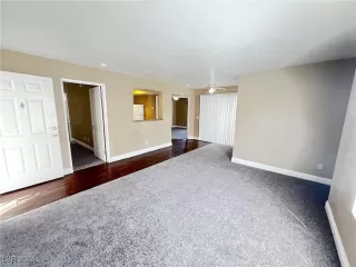 Photo #6: 2617166 Listing 