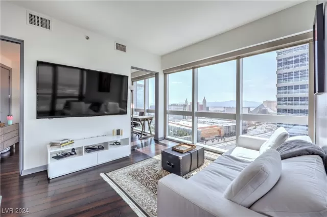 MLS: 2617174 Condo For Sale