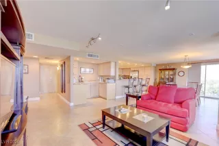 Photo #2: 2617213 Listing 