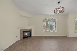 Photo #5: 2617215 Listing