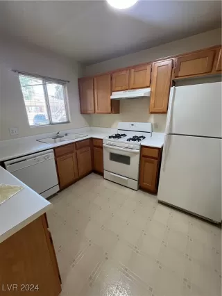 Photo #3: 2617247 Listing 