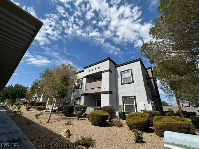 MLS: 2617269 Condo For Sale