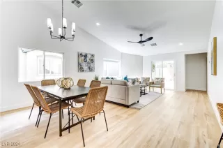 Photo #3: 2617328 Listing 