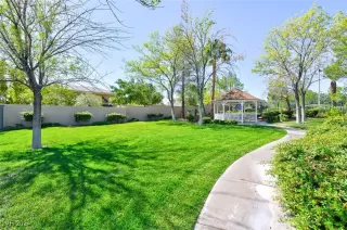 Photo #5: 2617328 Listing 