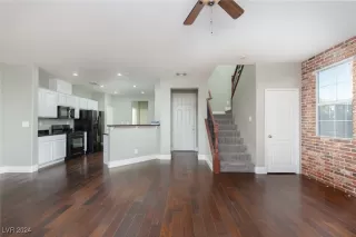 Photo #4: 2617338 Listing 