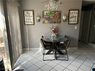 Photo #3: 2617348 Listing