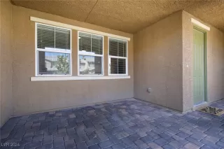 Photo #3: 2617359 Listing