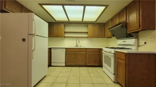 Photo #2: 2617382 Listing 