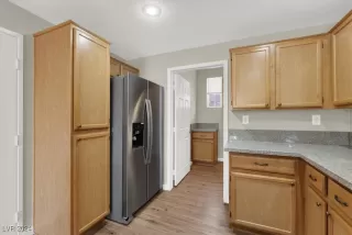 Photo #4: 2617383 Listing