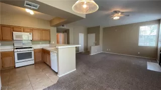 Photo #6: 2617427 Listing 