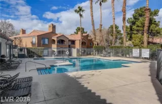 Photo #6: 2617428 Listing 