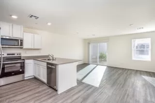 Photo #4: 2617542 Listing 