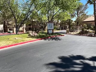 Photo #1: 2617589 Listing 