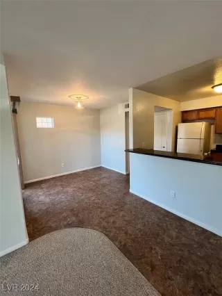 Photo #5: 2617589 Listing 