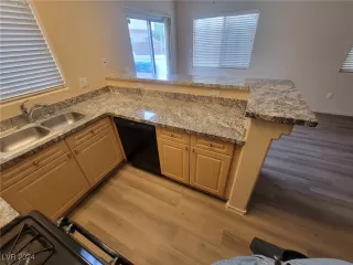 Photo #4: 2617590 Listing 