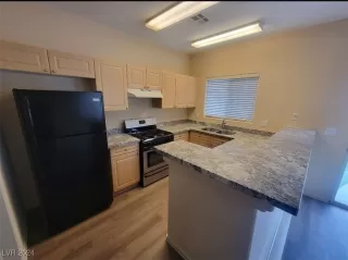 Photo #6: 2617590 Listing 