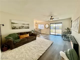 Photo #1: 2617594 Listing 
