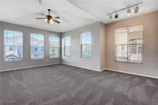 Photo #1: 2617597 Listing 