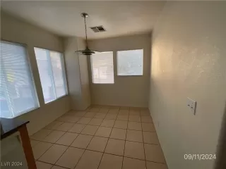 Photo #6: 2617605 Listing 