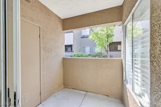 Photo #5: 2617606 Listing