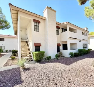 Photo #2: 2617614 Listing 