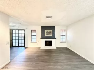 Photo #6: 2617614 Listing 