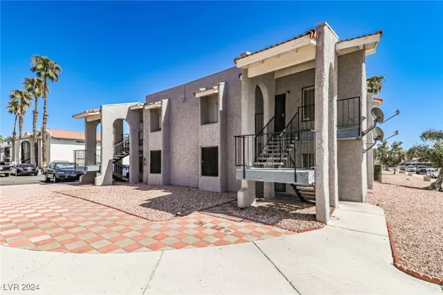 MLS: 2617618 Condo For Sale