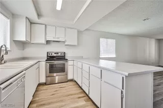 Photo #1: 2617618 Listing 