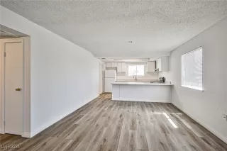 Photo #4: 2617618 Listing 