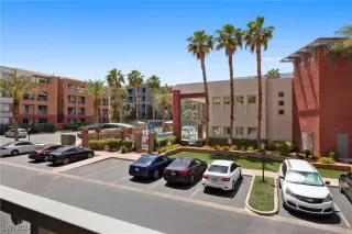 Photo #1: 2617660 Listing 