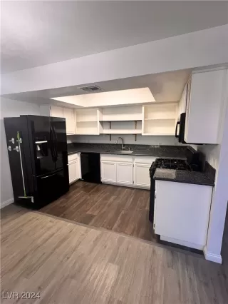 Photo #1: 2617665 Listing 