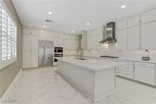 Photo #2: 2617668 Listing 