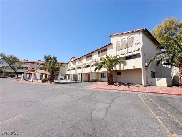 MLS: 2617679 Condo For Sale