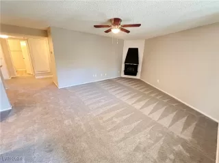 Photo #6: 2617679 Listing