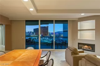 Photo #6: 2617691 Listing