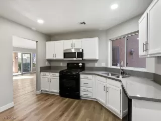 Photo #4: 2617732 Listing