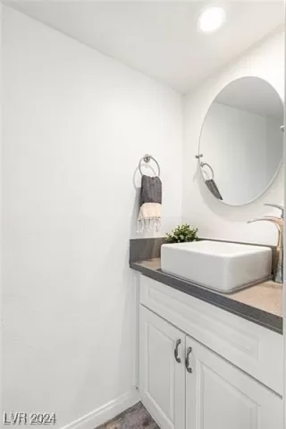 Photo #6: 2617738 Listing