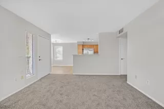 Photo #5: 2617753 Listing 