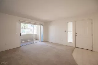 Photo #4: 2617762 Listing 